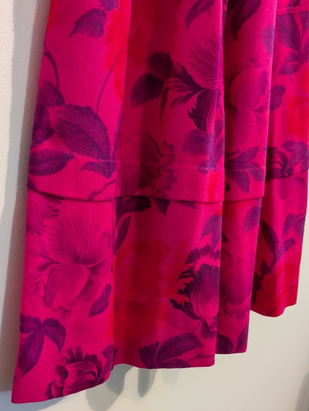 ESCADA vintage wool floral midi skirt - size xs / small - Picture 5 of 11